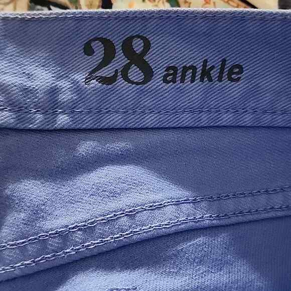 J.Crew Periwinkle Toothpick cropped ankle jeans size 28 - Picture 10 of 10